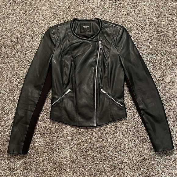 ZARA black vegan leather zip up jacket women’s small - Picture 2 of 6